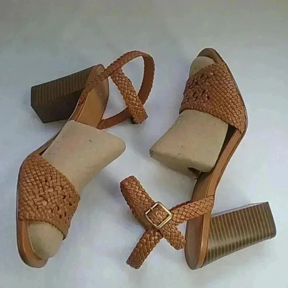 nine west heeled sandals - Picture 5 of 9